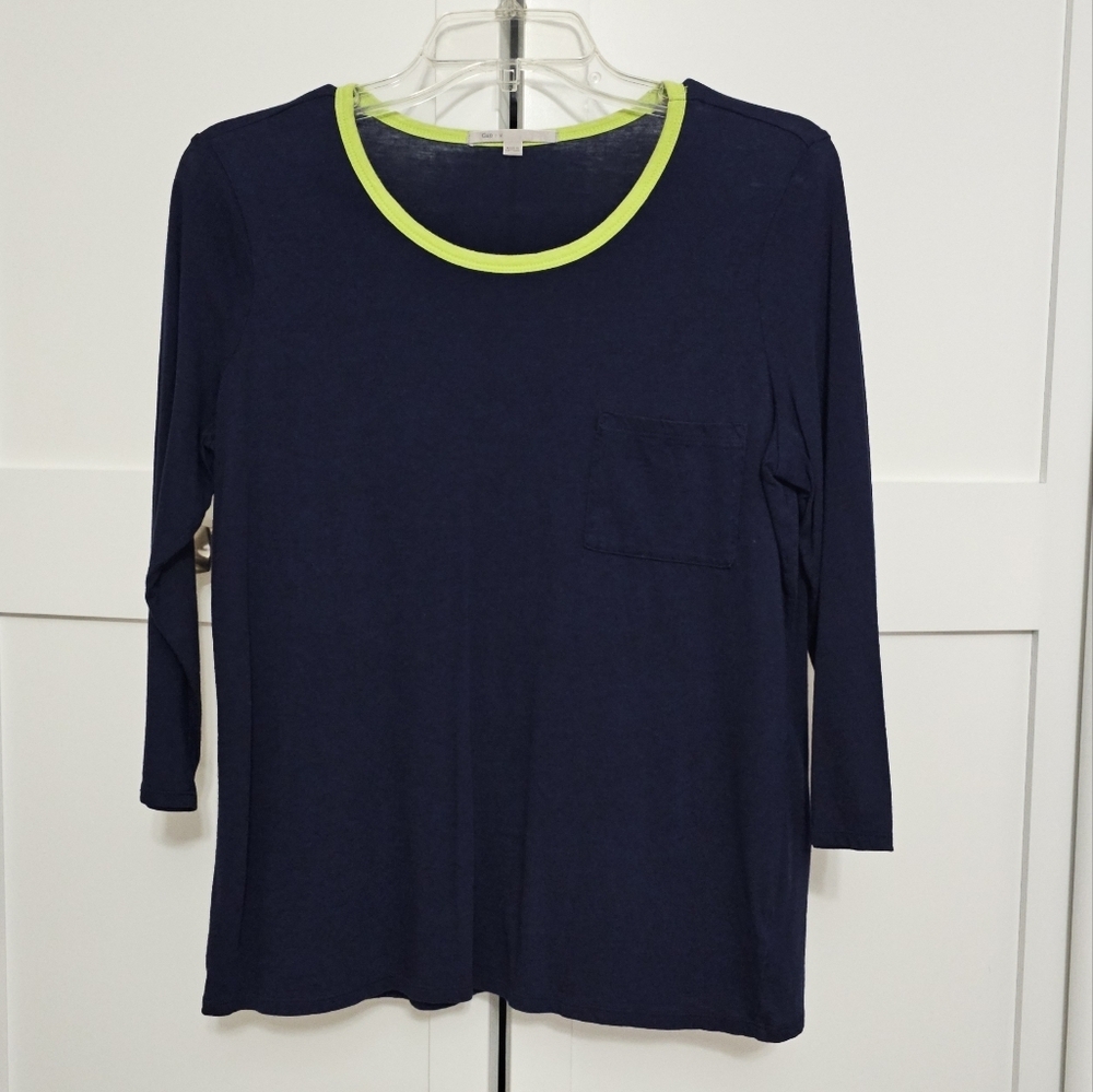 NWOT: Gap 3/4 sleeve top size M
